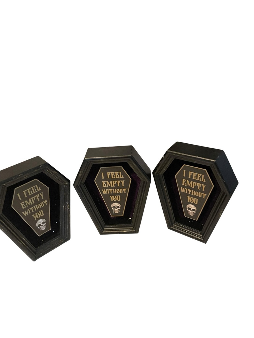 Ashland Black-Framed Coffin Plaque with Brown Center